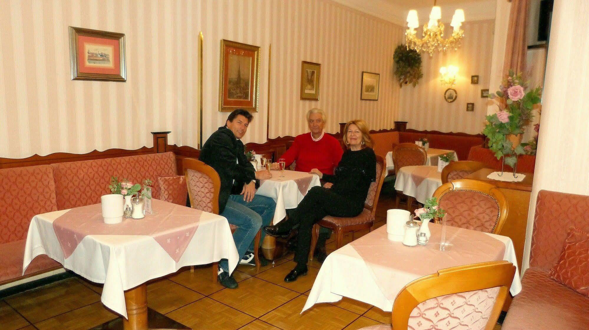 Hotel Zur Wiener Staatsoper Bagian luar foto